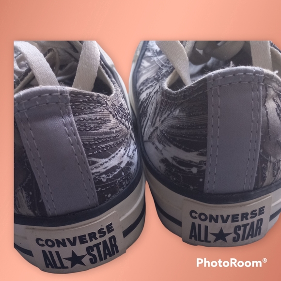 Women's shoes - Picture 2 of 3